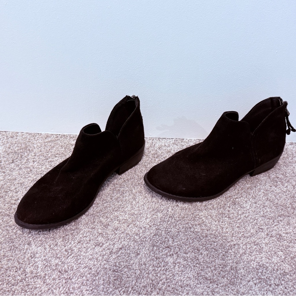 Journee Brand LIVVY ZIP-UP BOOTIES